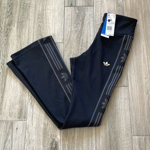 Adidas Originals Women's Ski Chic Flared Rib Leggings Size S